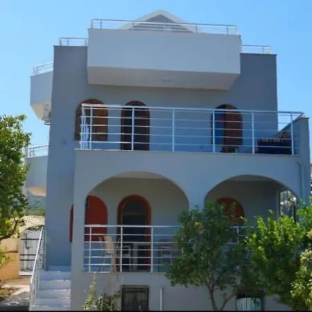 Oez Villa Urla