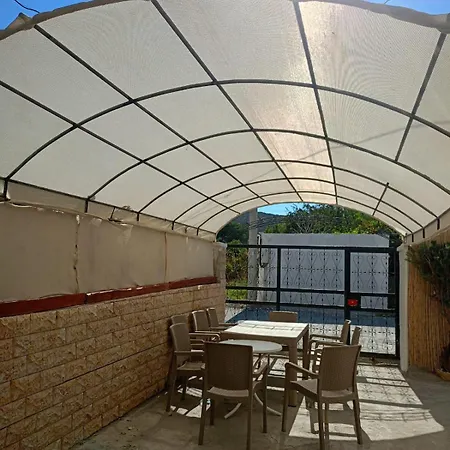 Villa Oez *